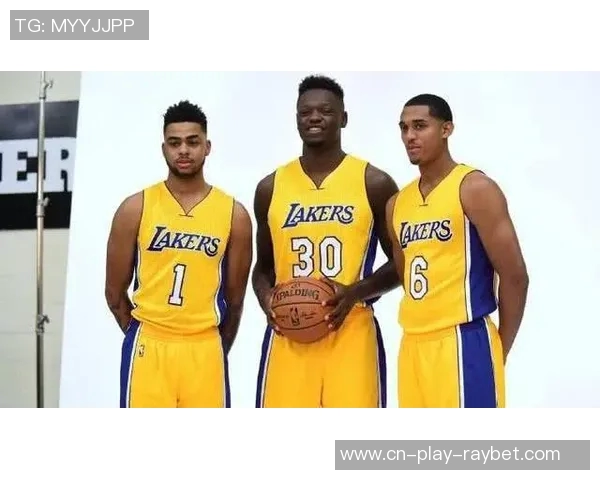 21世纪十大球员评选结果揭晓老詹荣登榜首个人三次入选引关注