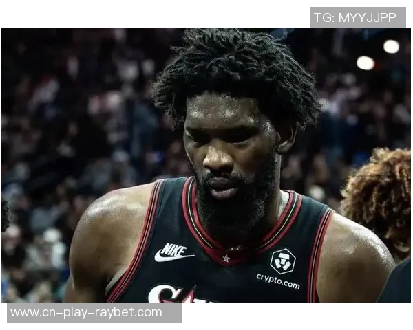 埃奇库姆表现出色四记三分助球队获胜贡献14分6篮板4助攻正负值11成为首发最高